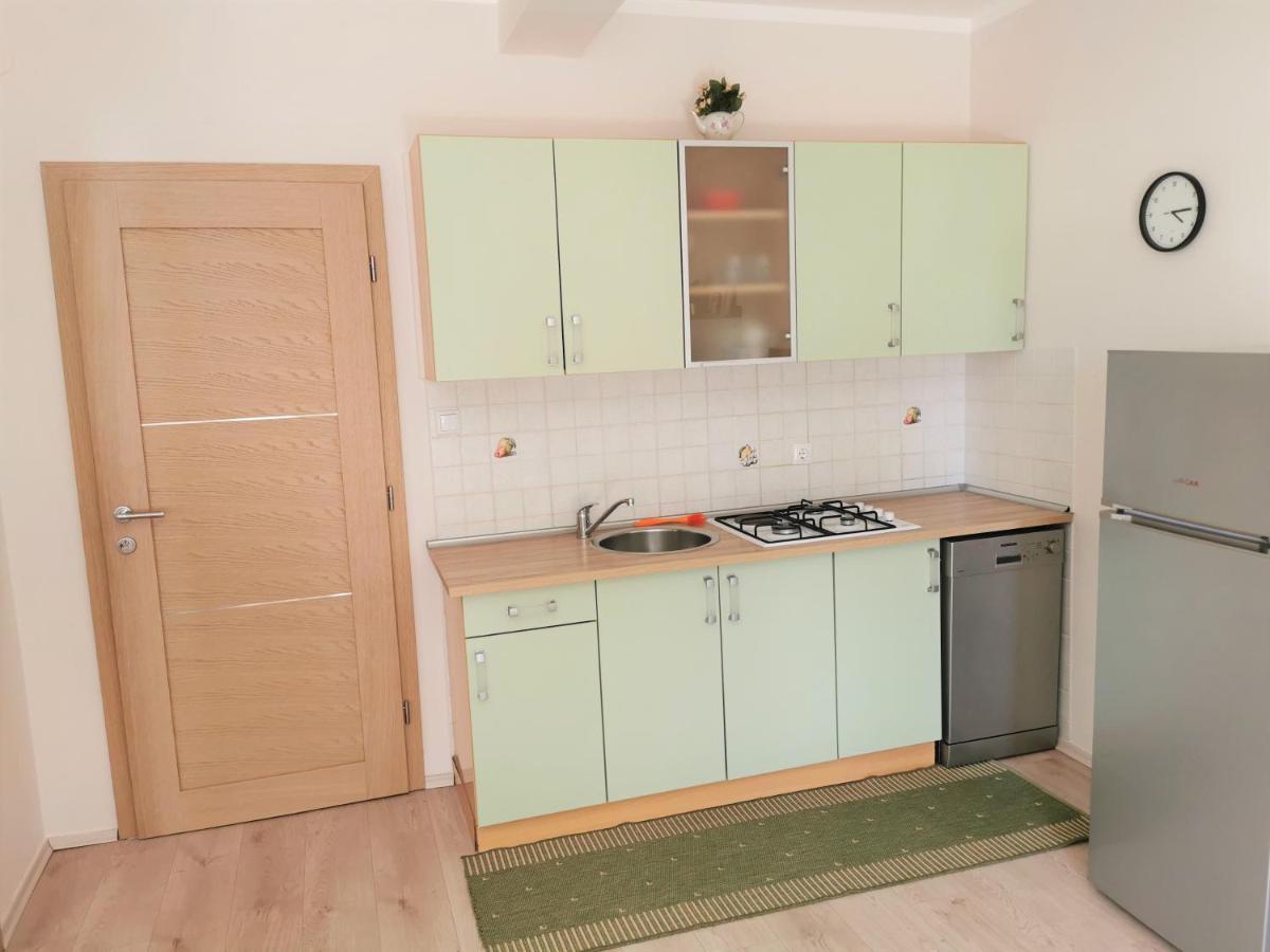 Lenka Apartments I Novalja Buitenkant foto